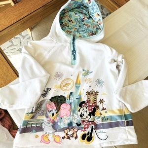 Vintage Disney Hoody! Super cute and hard to find! Rare!!!